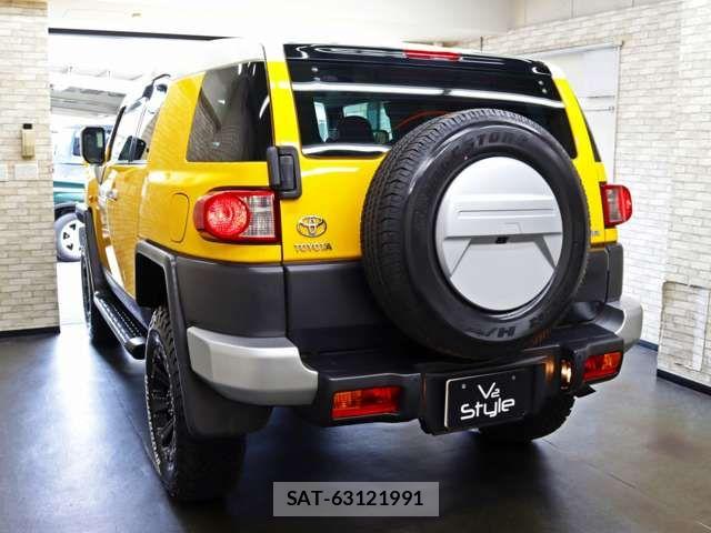 Toyota FJ CRUISER 2011-11 7508681-13