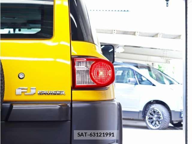 Toyota FJ CRUISER 2011-11 7508681-18