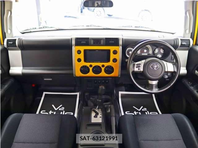 Toyota FJ CRUISER 2011-11 7508681-19