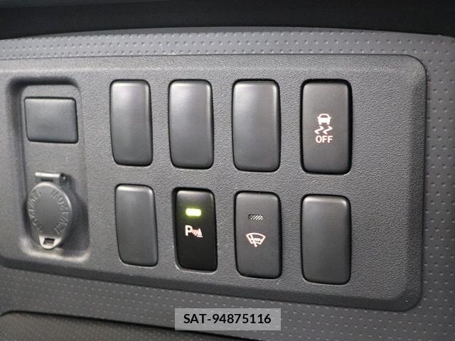 Toyota FJ CRUISER 2017-12 7508680-17