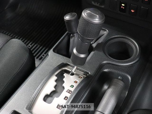 Toyota FJ CRUISER 2017-12 7508680-18
