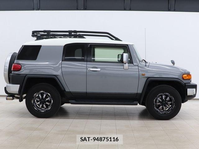 Toyota FJ CRUISER 2017-12 7508680-8