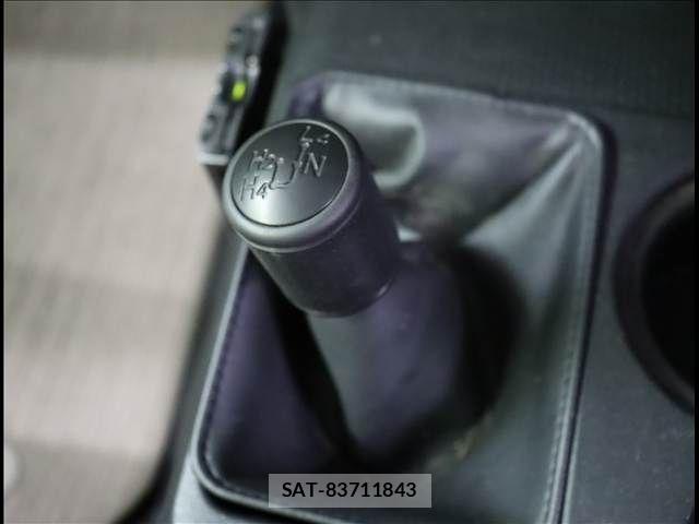 Toyota FJ CRUISER 2013-03 7562128-11
