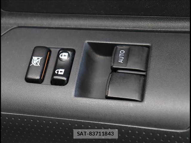 Toyota FJ CRUISER 2013-03 7562128-17