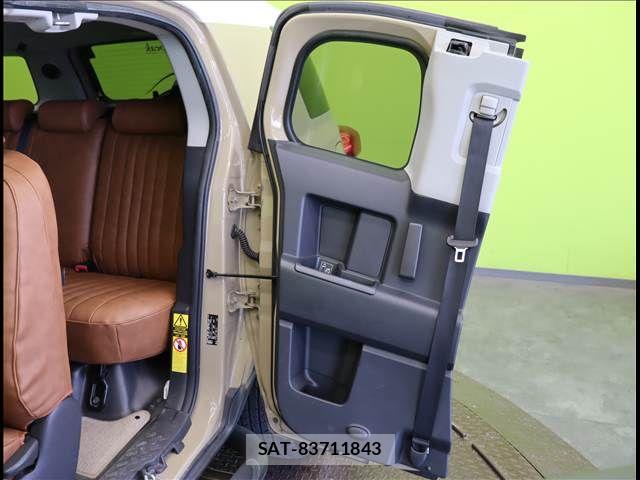 Toyota FJ CRUISER 2013-03 7562128-24