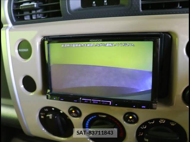 Toyota FJ CRUISER 2013-03 7562128-4