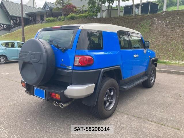 Toyota FJ CRUISER 2011-09 7616600-6