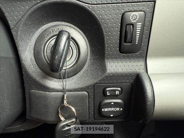 Toyota FJ CRUISER 2011-11 7616601-23