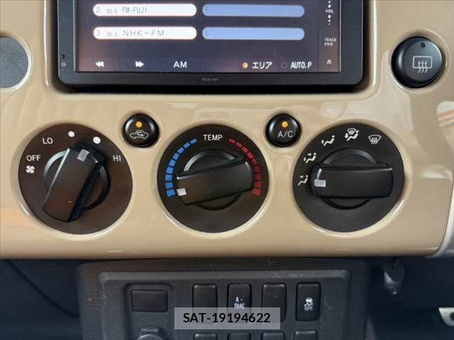 Toyota FJ CRUISER 2011-11 7616601-24