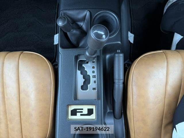 Toyota FJ CRUISER 2011-11 7616601-27