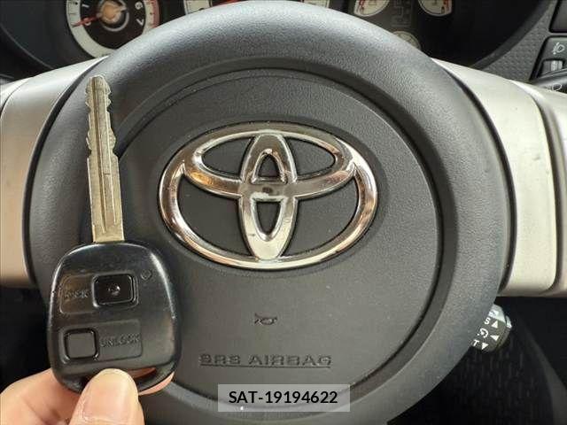 Toyota FJ CRUISER 2011-11 7616601-3