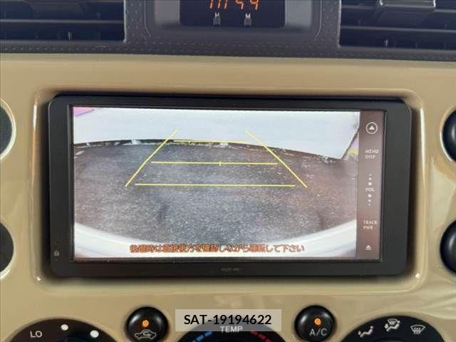 Toyota FJ CRUISER 2011-11 7616601-5