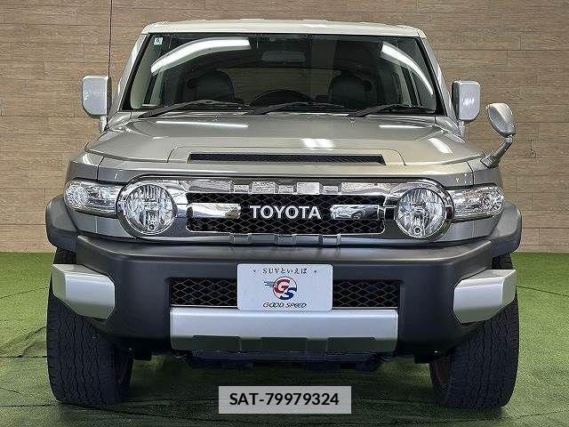 Toyota FJ CRUISER 2012-06 7723399-16