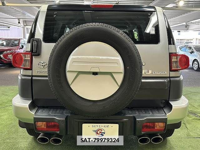 Toyota FJ CRUISER 2012-06 7723399-18