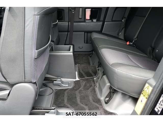 Toyota FJ CRUISER 2018-01 7723395-13
