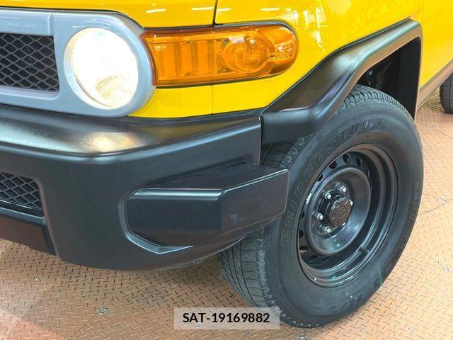 Toyota FJ CRUISER 2016-07 7723397-9