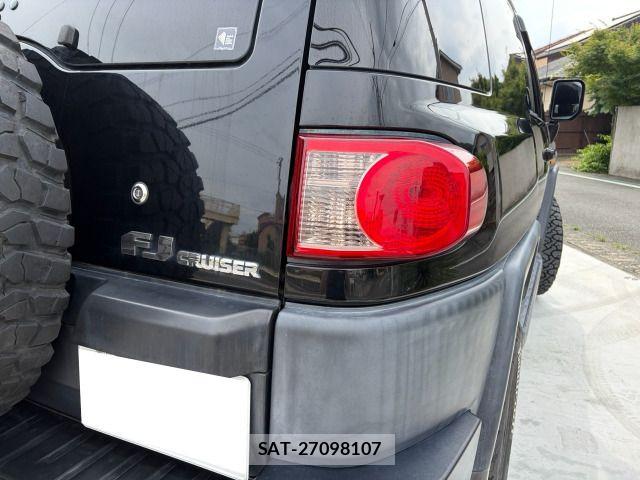 Toyota FJ CRUISER 2011-07 7723402-12