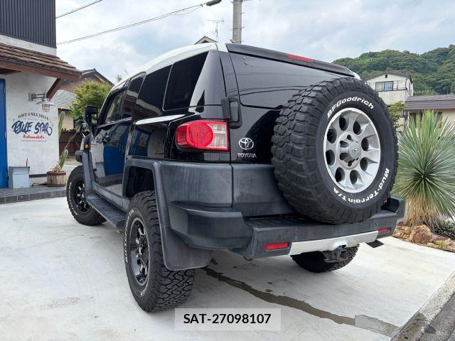 Toyota FJ CRUISER 2011-07 7723402-5