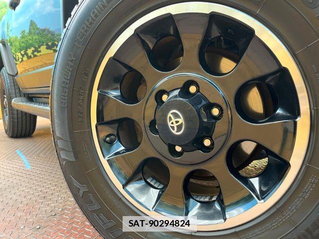 Toyota FJ CRUISER 2016-03 7784969-13