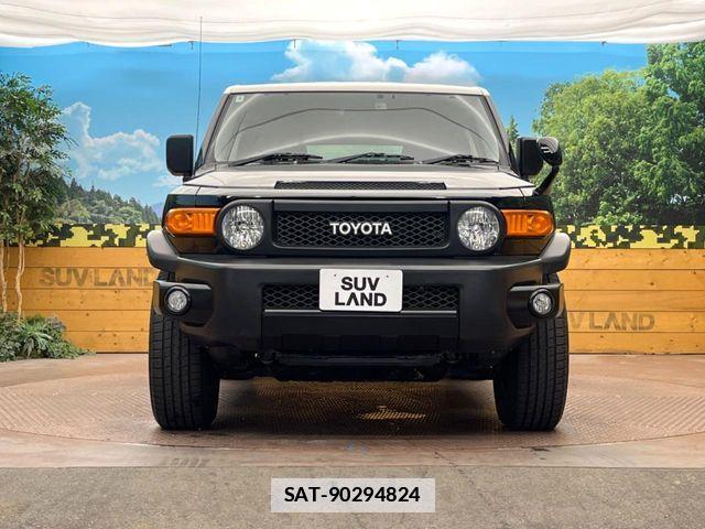 Toyota FJ CRUISER 2016-03 7784969-14
