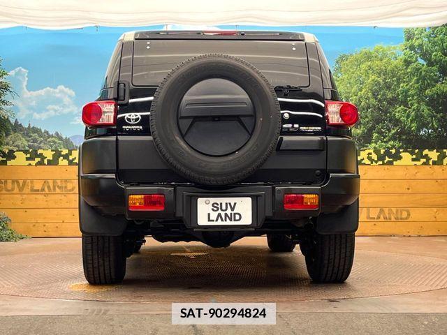 Toyota FJ CRUISER 2016-03 7784969-15