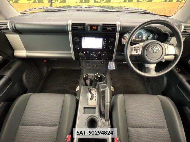Toyota FJ CRUISER 2016-03 7784969-1