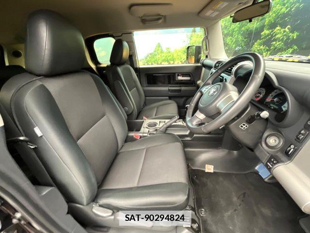 Toyota FJ CRUISER 2016-03 7784969-8