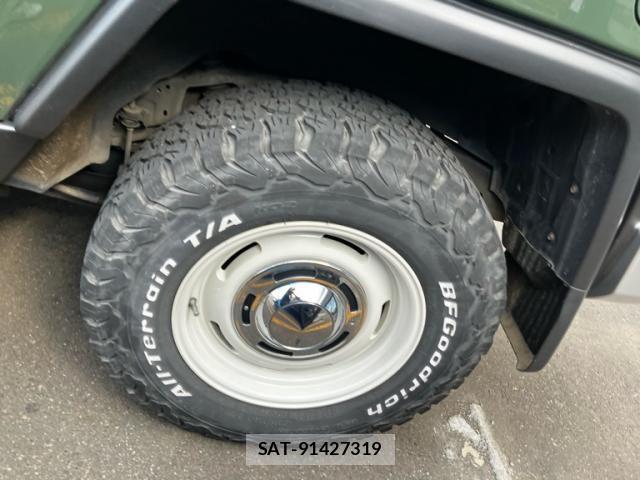 Toyota FJ CRUISER 2013-08 7784968-7