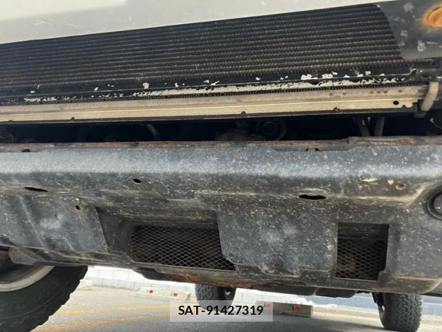 Toyota FJ CRUISER 2013-08 7784968-8