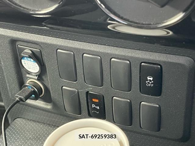 Toyota FJ CRUISER 2016-02 7876504-19