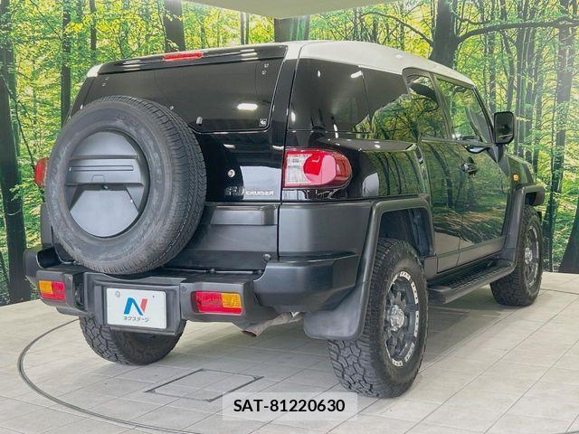 Toyota FJ CRUISER 2012-01 7876503-16
