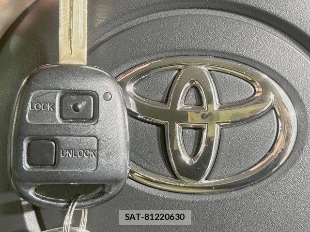 Toyota FJ CRUISER 2012-01 7876503-4