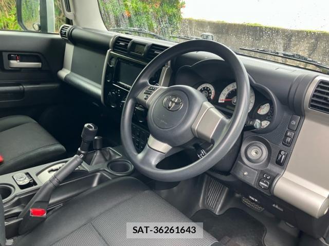 Toyota FJ CRUISER 2011-11 7876505-10