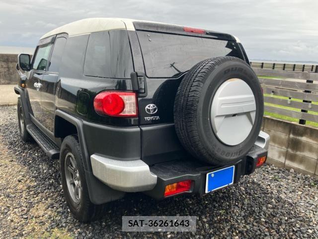 Toyota FJ CRUISER 2011-11 7876505-2