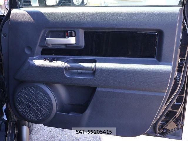 Toyota FJ CRUISER 2011-01 7876501-13