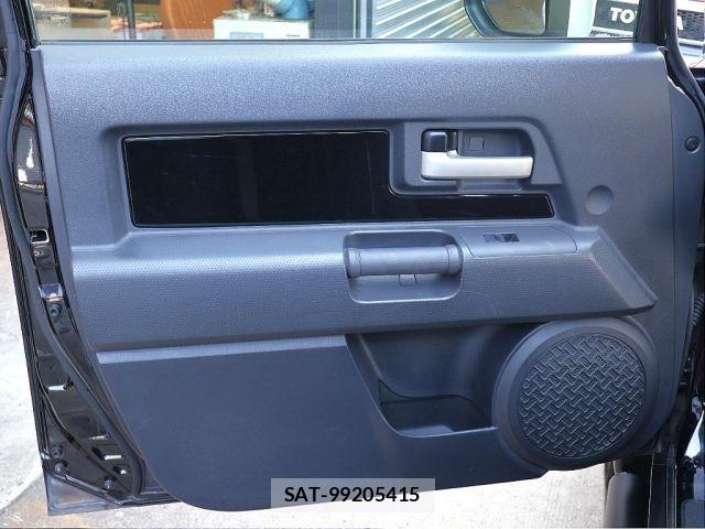 Toyota FJ CRUISER 2011-01 7876501-14
