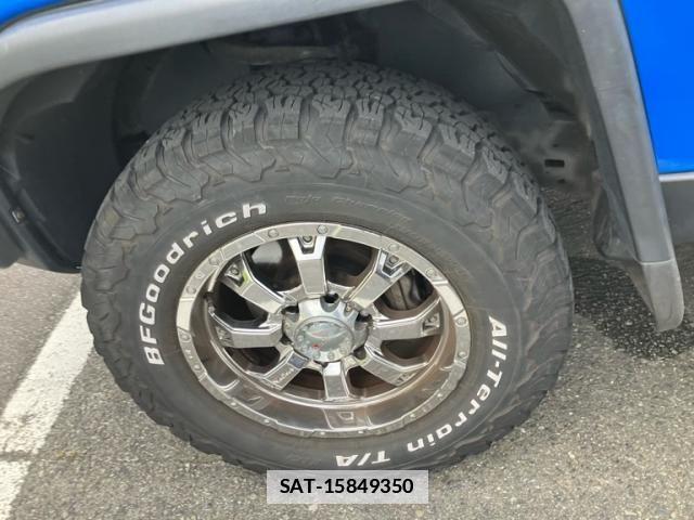 Toyota FJ CRUISER 2011-07 7902612-10