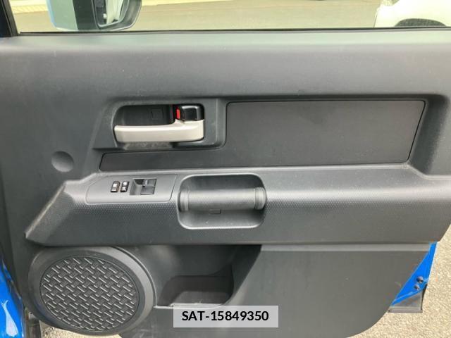 Toyota FJ CRUISER 2011-07 7902612-16