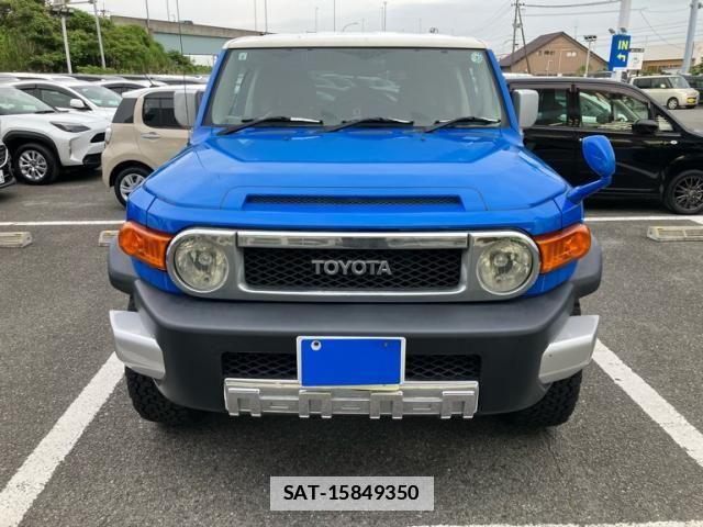 Toyota FJ CRUISER 2011-07 7902612-1