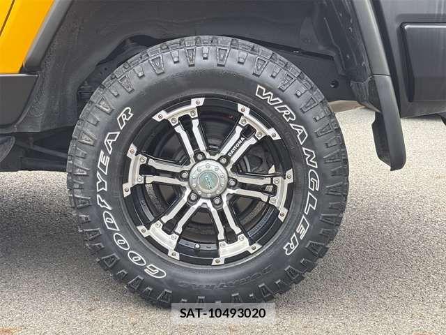 Toyota FJ CRUISER 2014-09 7961680-16