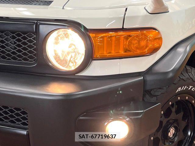 Toyota FJ CRUISER 2016-04 7961662-9