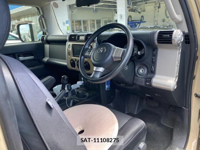 Toyota FJ CRUISER 2016-09 8035602-15