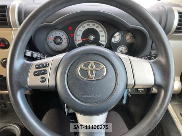 Toyota FJ CRUISER 2016-09 8035602-23