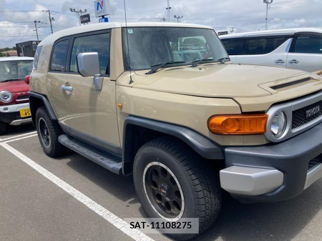 Toyota FJ CRUISER 2016-09 8035602-2