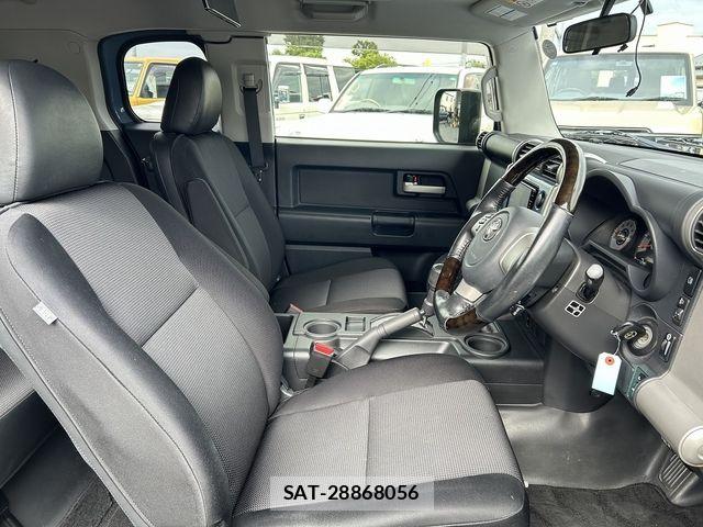 Toyota FJ CRUISER 2015-05 8035600-6