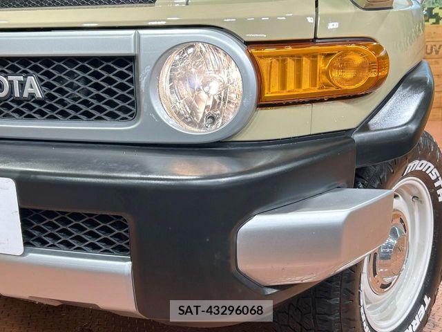 Toyota FJ CRUISER 2013-07 8073787-11