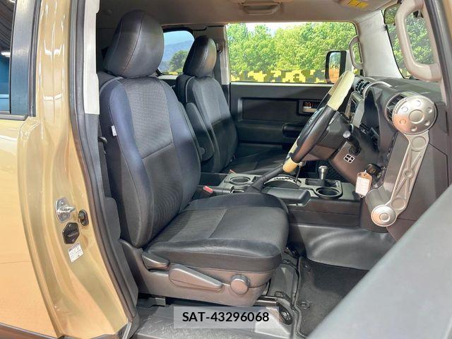 Toyota FJ CRUISER 2013-07 8073787-7