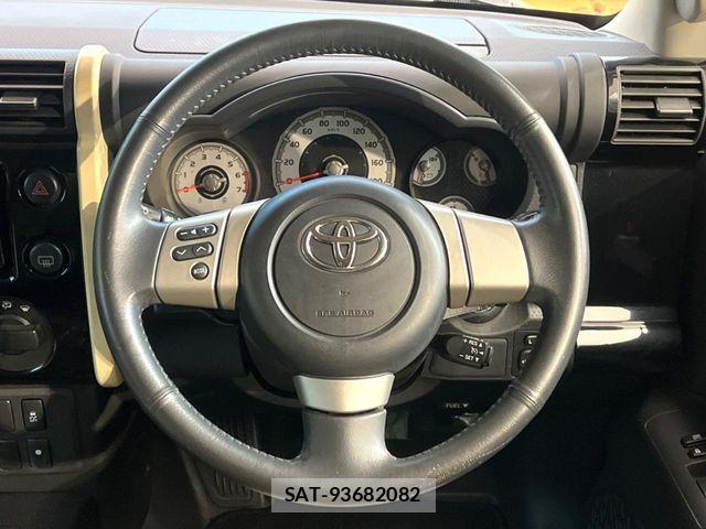 Toyota FJ CRUISER 2017-12 8099184-10