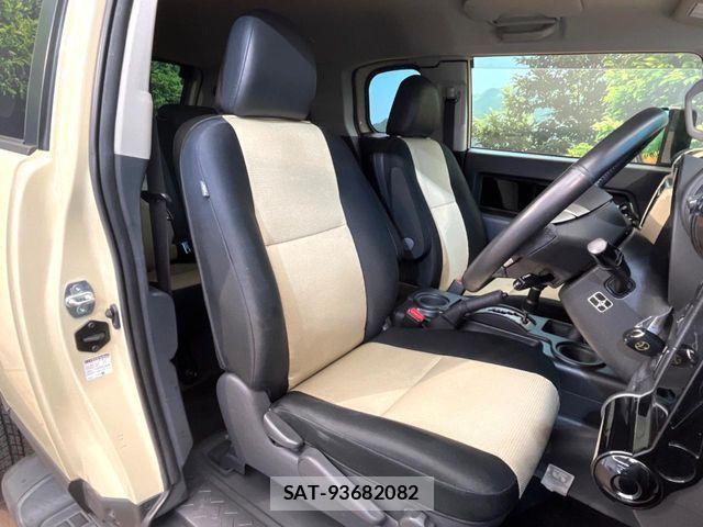 Toyota FJ CRUISER 2017-12 8099184-7