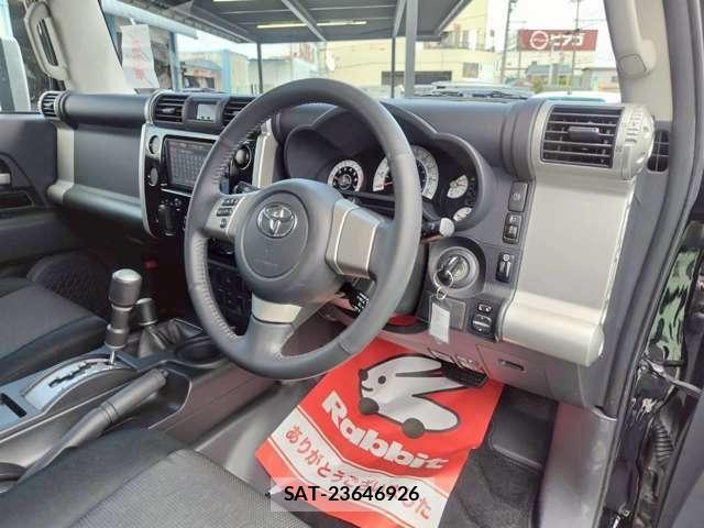 Toyota FJ CRUISER 2011-08 8099186-9